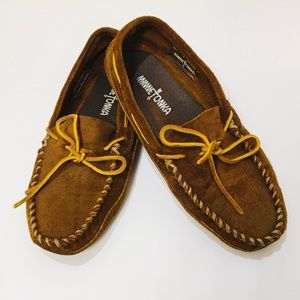Minnetonka Soft Sole Suede Moccasins size 8